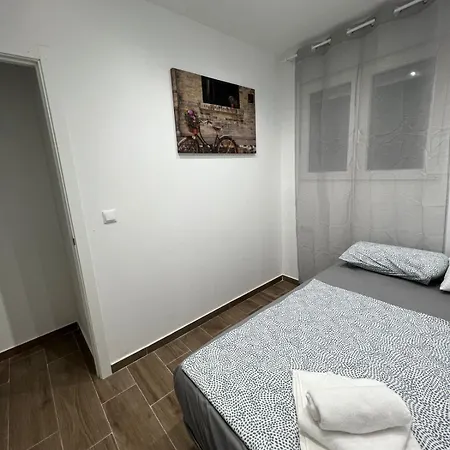 Casa Del Castillo * 阿利坎特